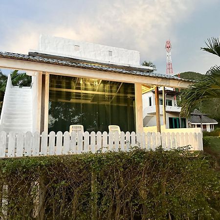 ホテル Capital O 75411 Navagio​ Boutique​ Koh​ Chang​ トラート エクステリア 写真
