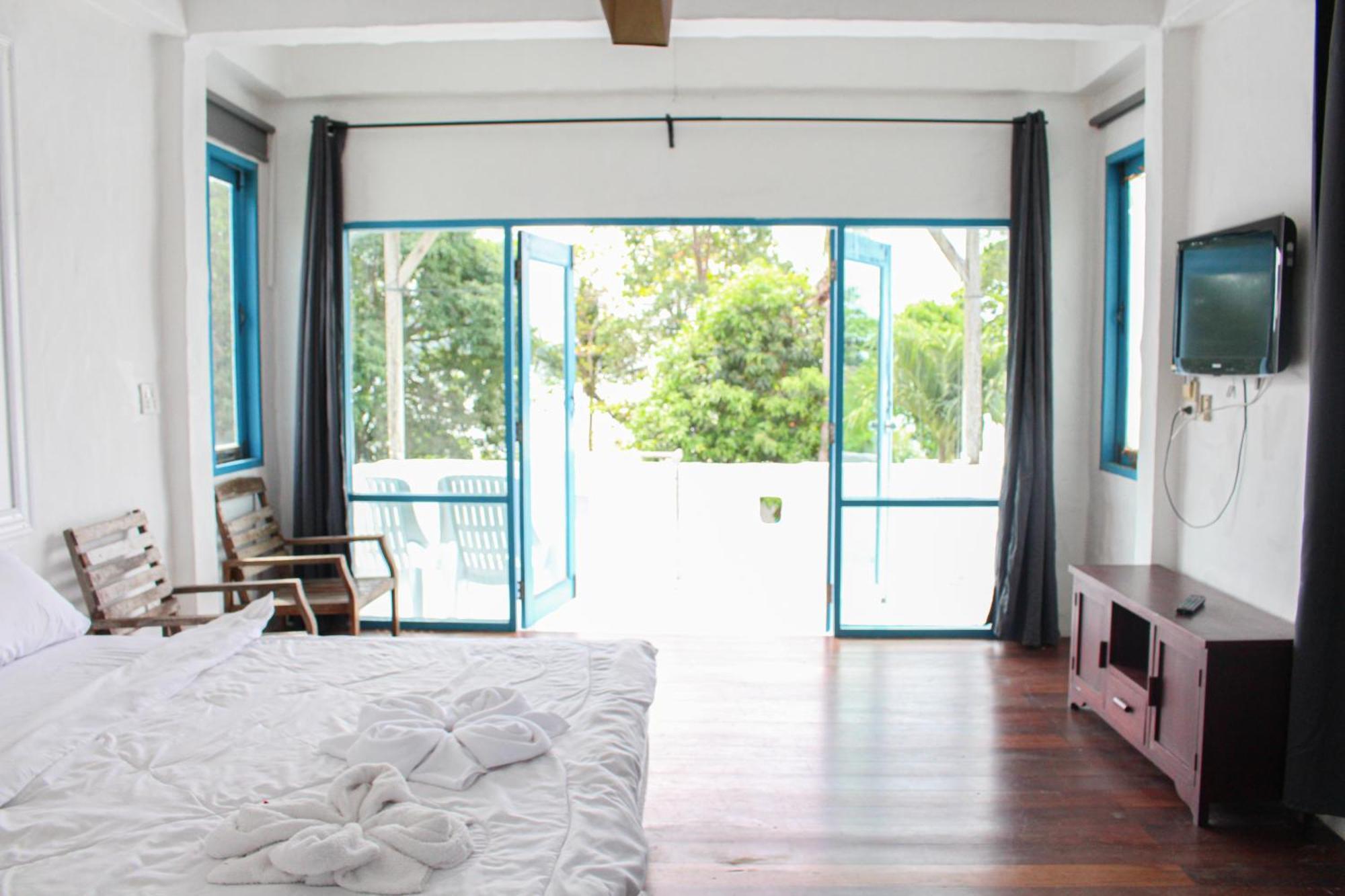 ホテル Capital O 75411 Navagio​ Boutique​ Koh​ Chang​ トラート エクステリア 写真
