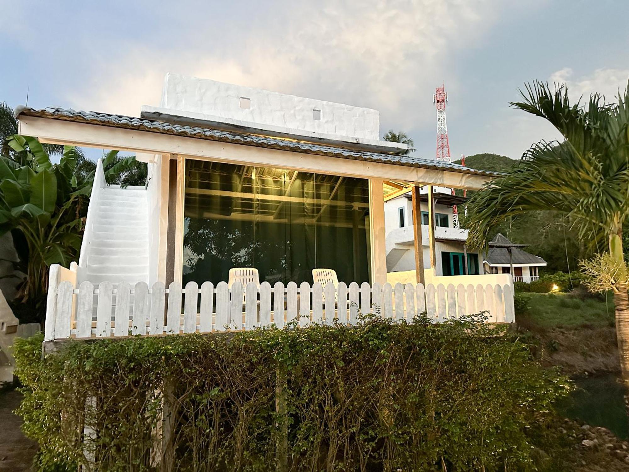 ホテル Capital O 75411 Navagio​ Boutique​ Koh​ Chang​ トラート エクステリア 写真