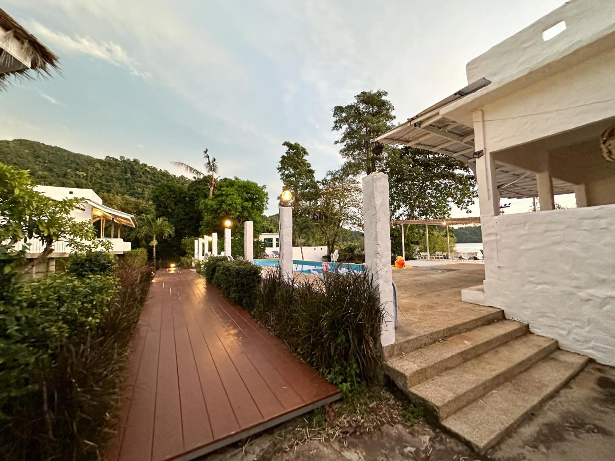 ホテル Capital O 75411 Navagio​ Boutique​ Koh​ Chang​ トラート エクステリア 写真