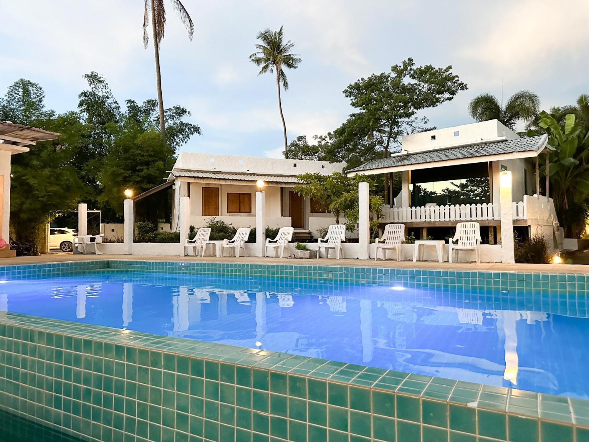 ホテル Capital O 75411 Navagio​ Boutique​ Koh​ Chang​ トラート エクステリア 写真